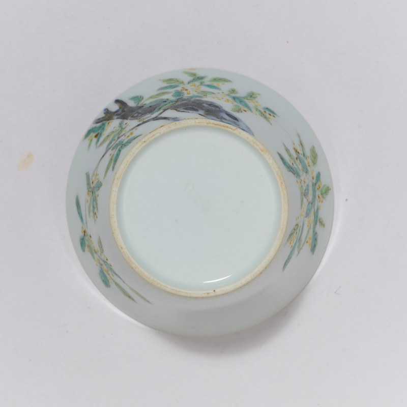 清 粉彩花卉纹马蹄杯 - 图5