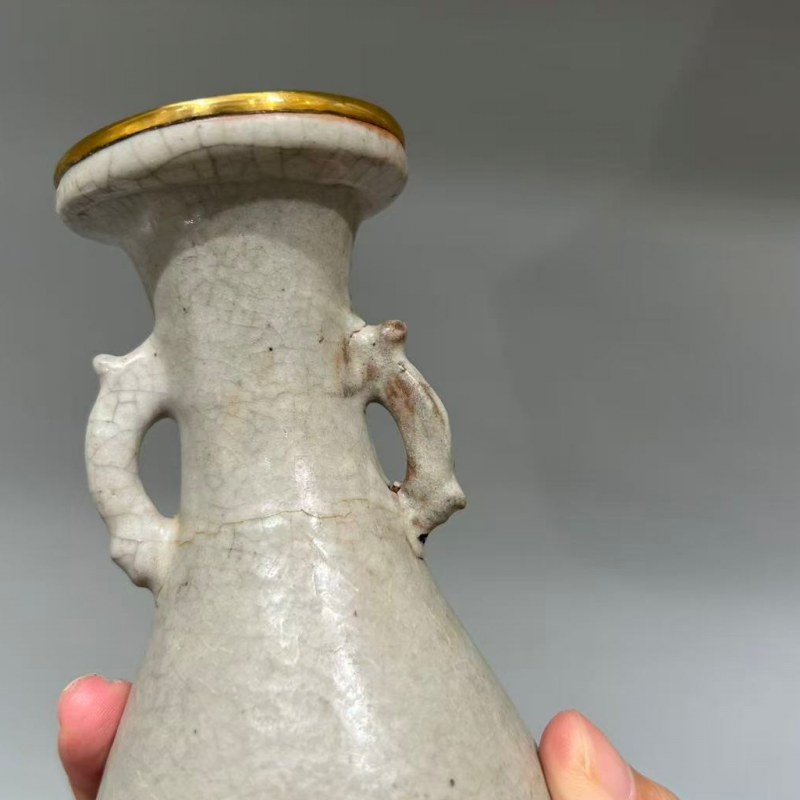 明代 龙泉窑灰青釉戟耳瓶 - 图6