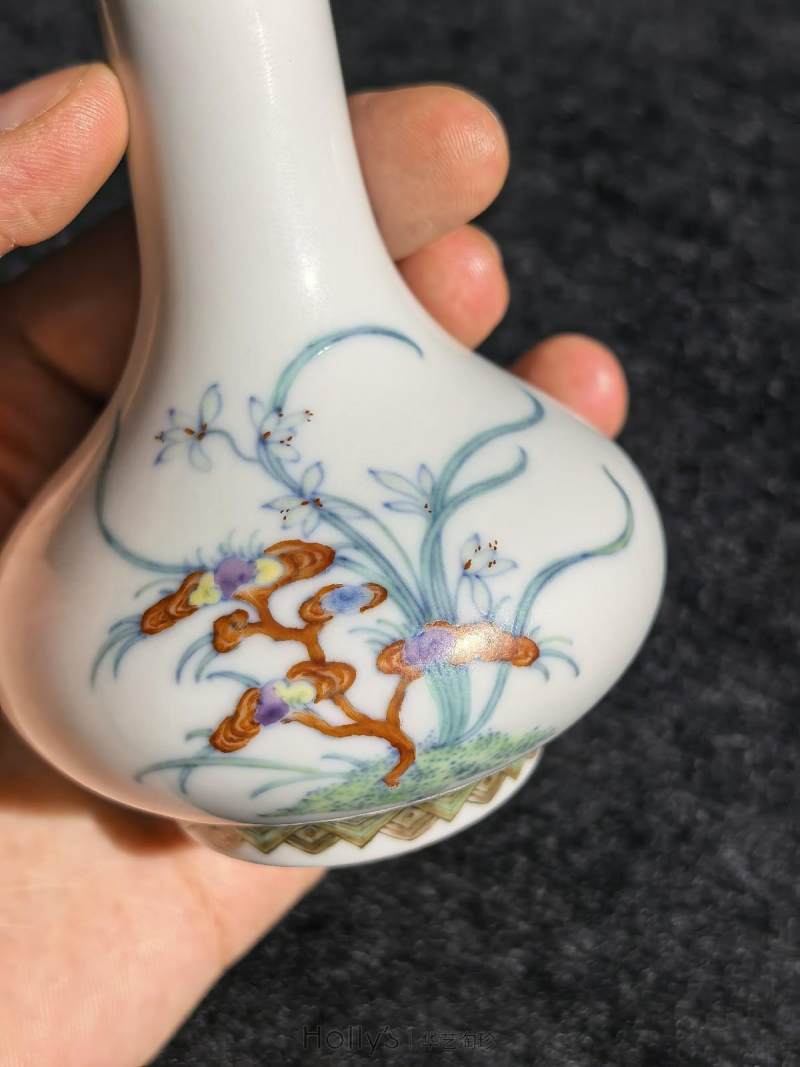 清雍正 仿明式斗彩岁寒三友、灵仙祝寿图小荸荠瓶 - 图19