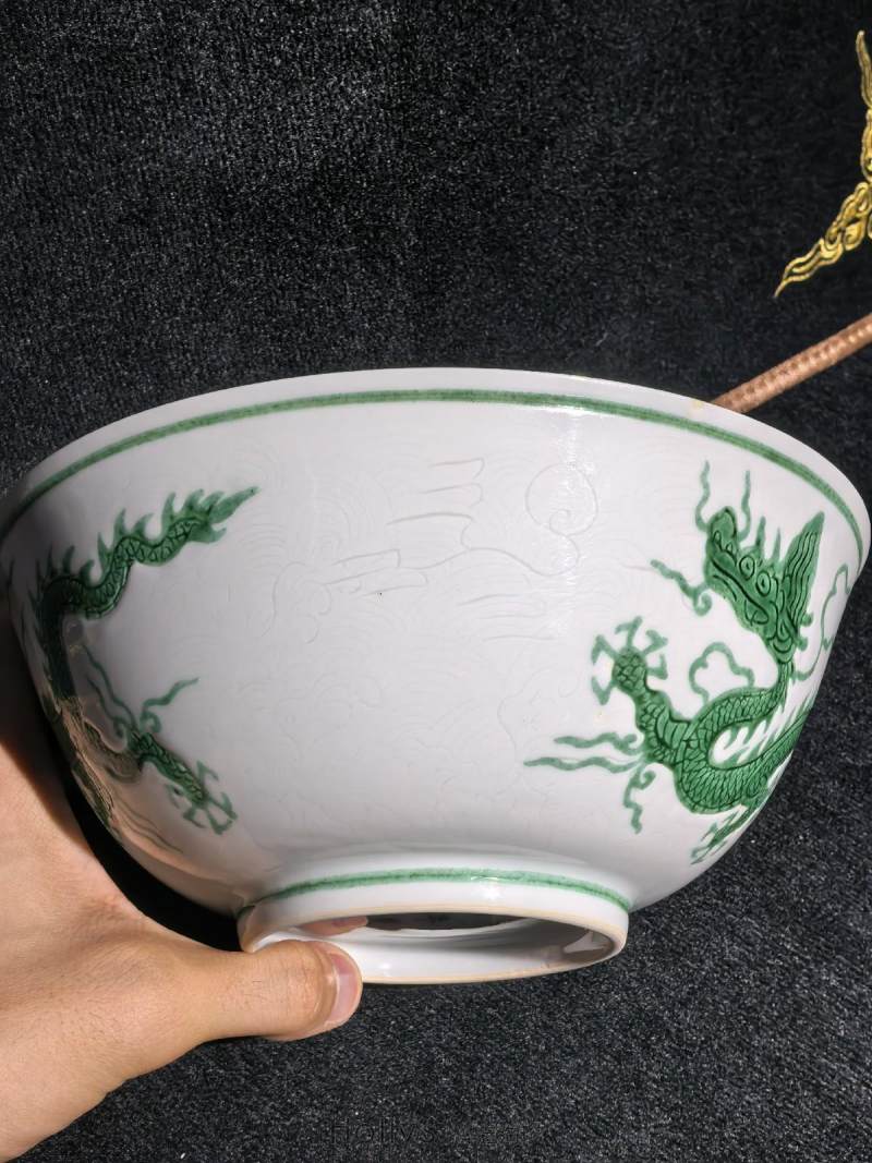 明弘治 锥拱海水绿龙纹碗 - 图30