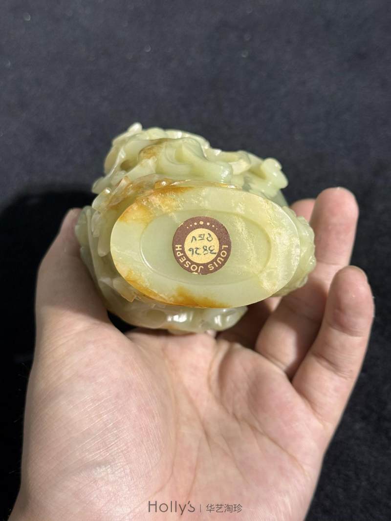 清乾隆 黄玉雕双龙赶珠盖瓶 - 图25