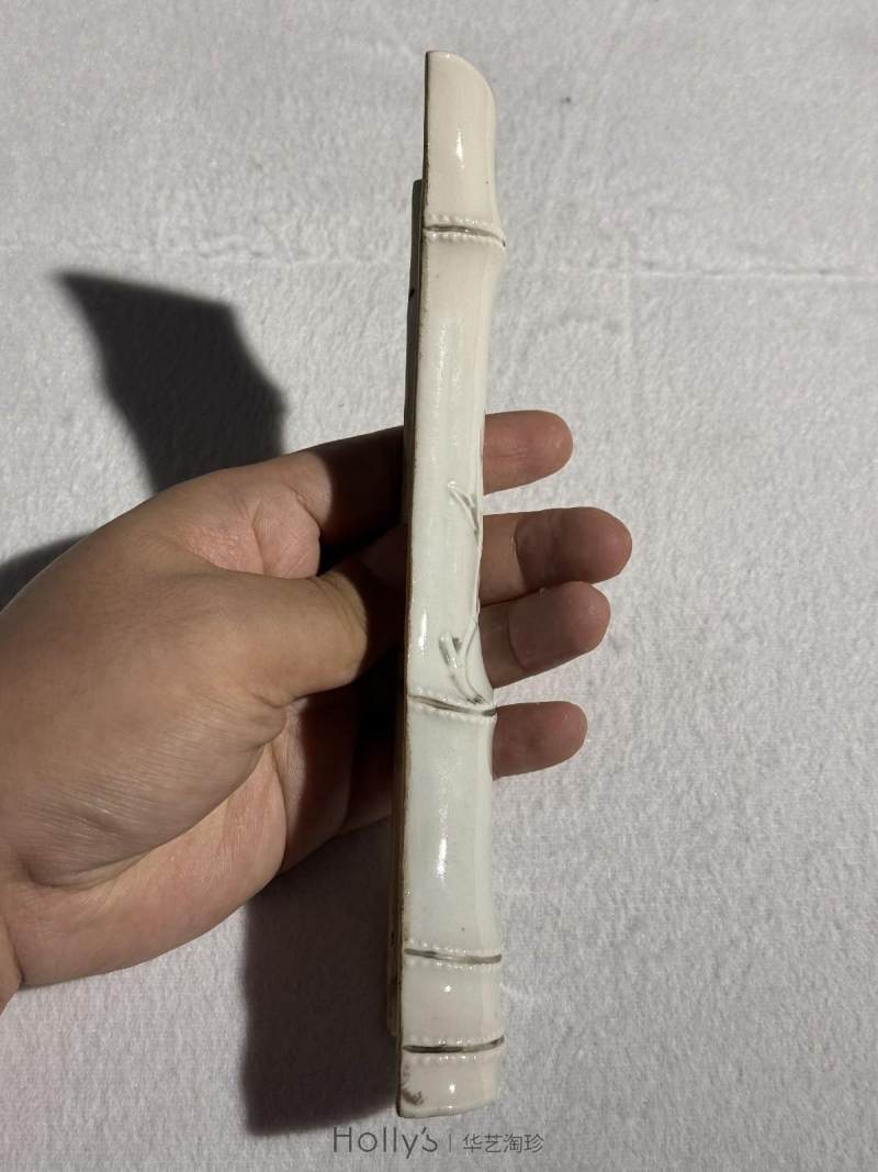 清乾隆 白釉仿生竹节式笔架（配座） - 图11