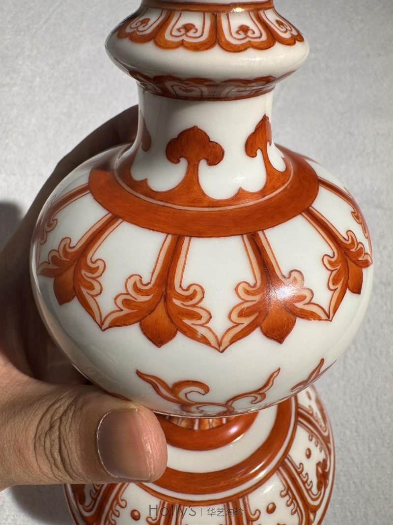 清乾隆 矾红彩甘露藏草瓶 - 图20