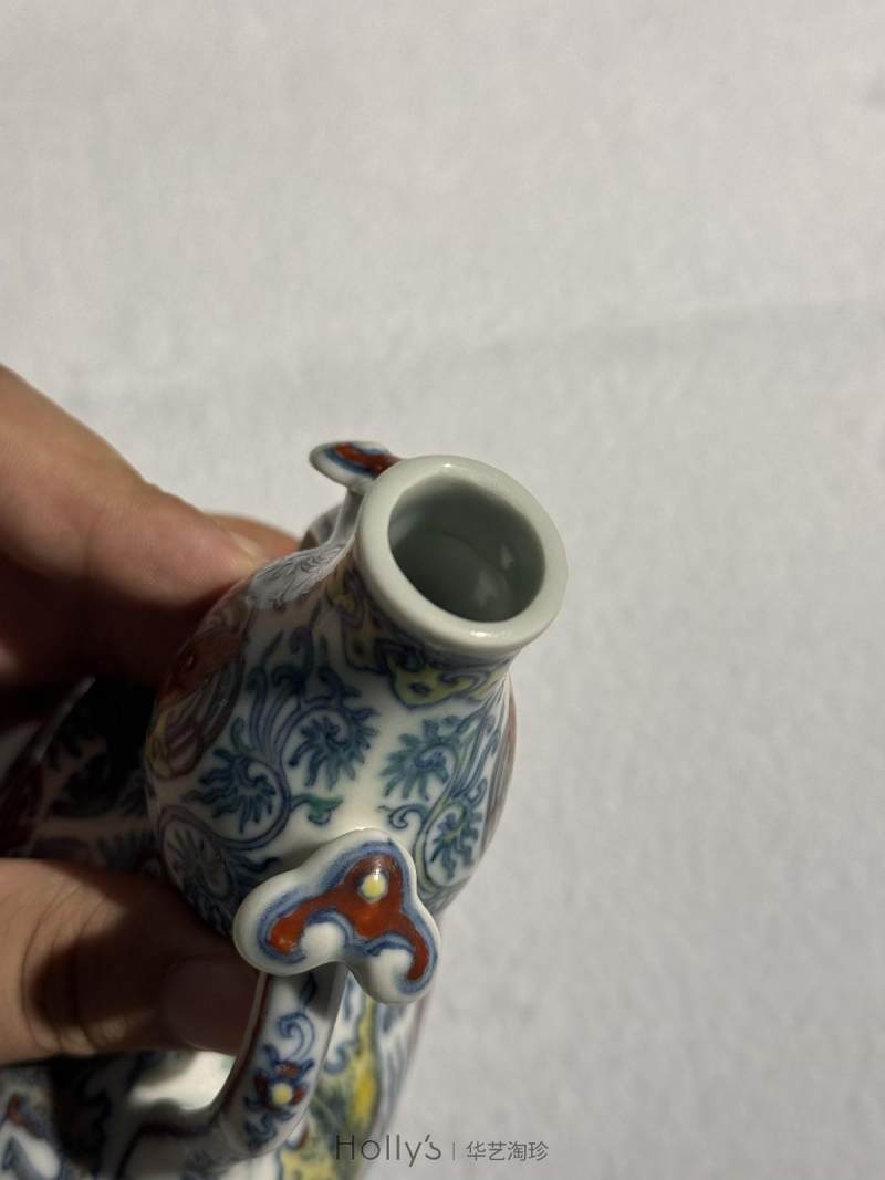 清嘉庆 斗彩双龙捧寿如意耳尊 （一对） - 图40