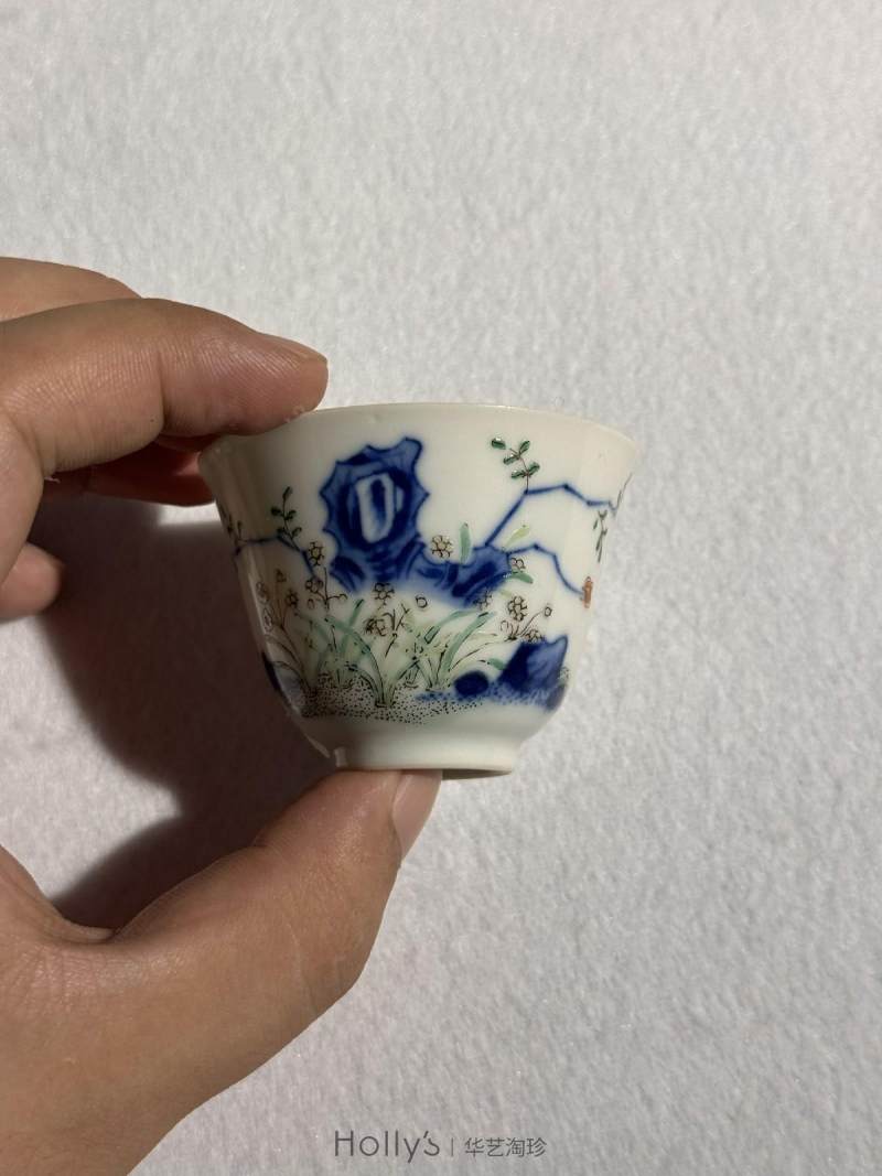 清乾隆 青花粉彩水仙纹花神杯 （一对） - 图25