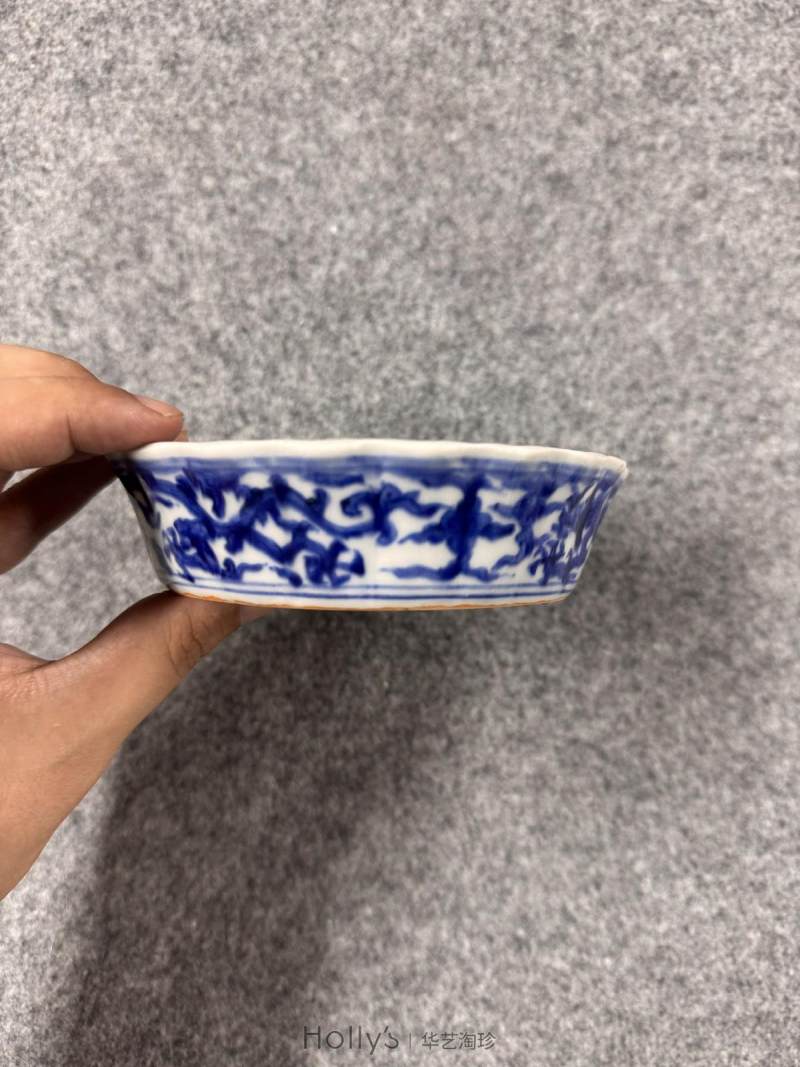 明嘉靖 青花双凤云鹤海棠洗 （一对） - 图27