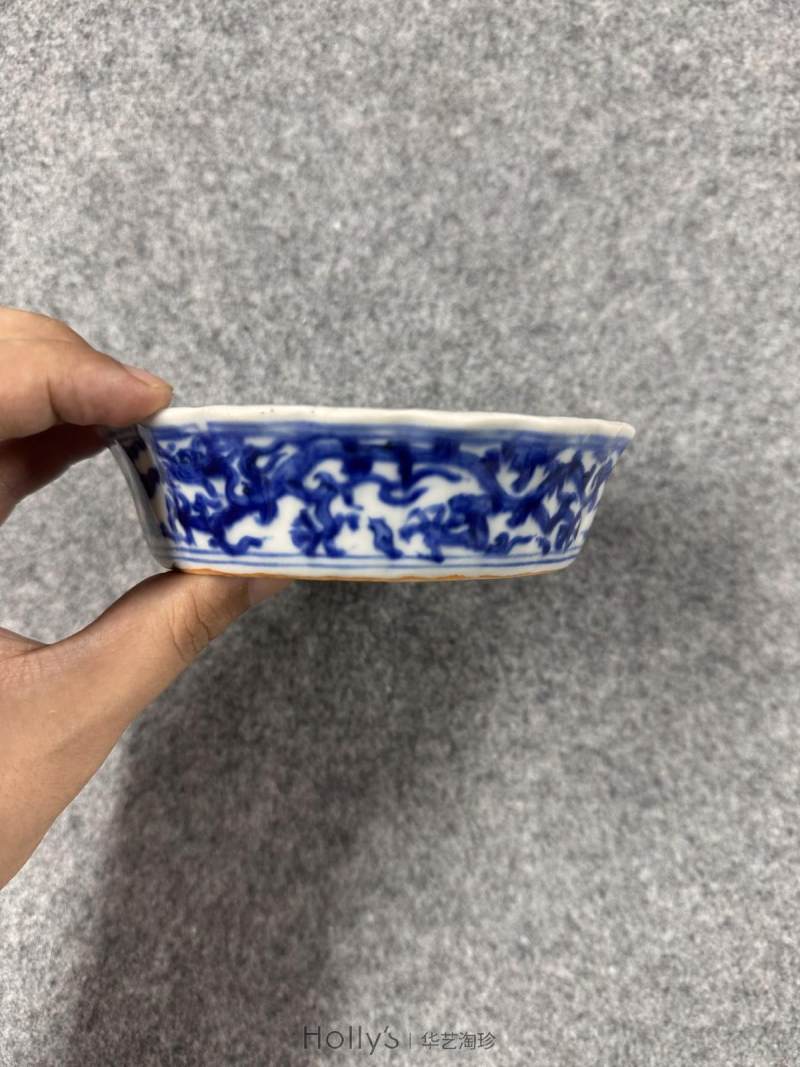 明嘉靖 青花双凤云鹤海棠洗 （一对） - 图28