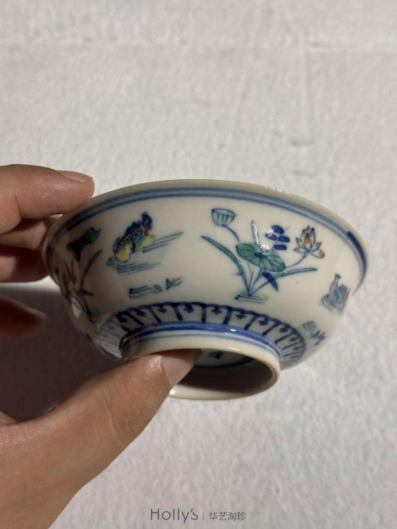 清雍正 斗彩荷塘鸳鸯纹茶园 - 图11
