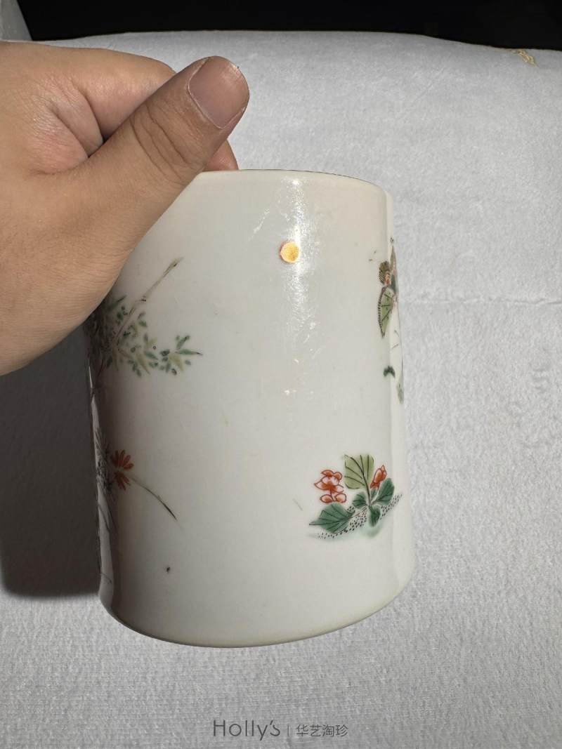 清康熙 五彩花蝶虫草图笔筒 - 图12