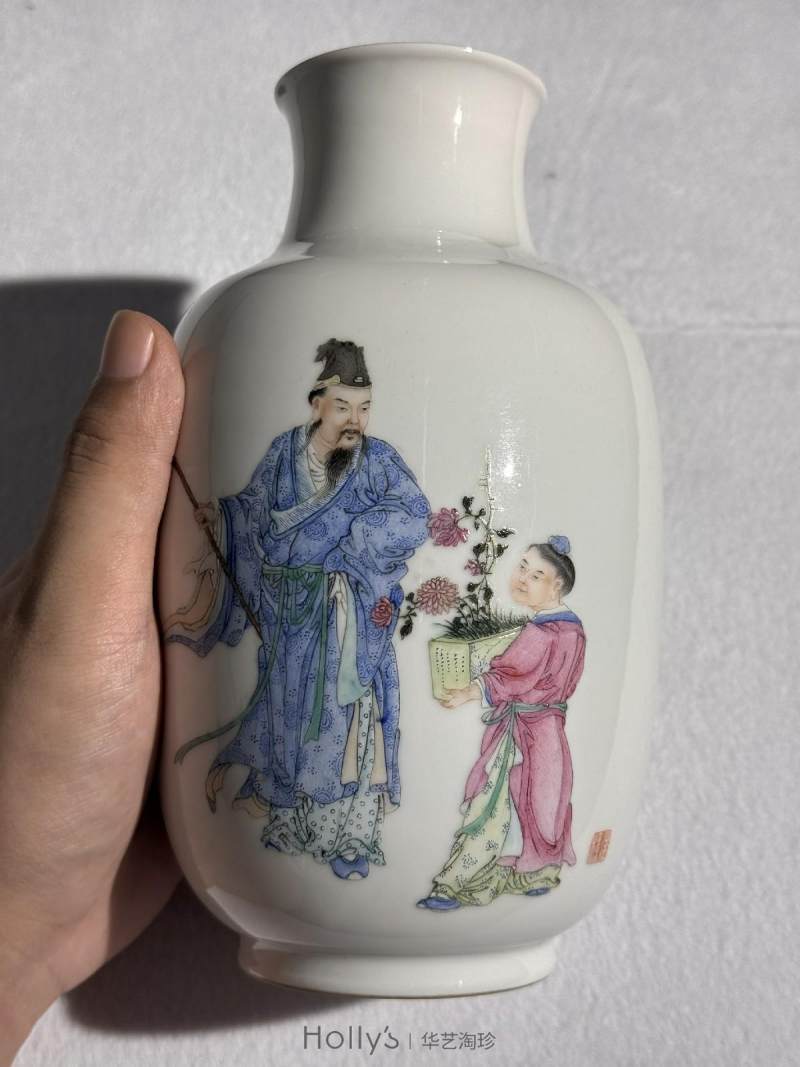 民国 汪晓棠制粉彩人物诗文觯瓶（原配座，木箱） - 图14
