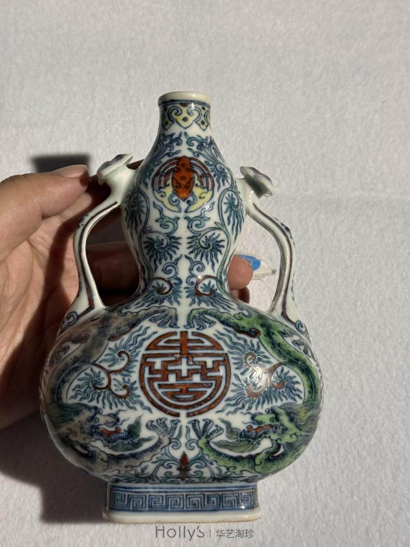 清嘉庆 斗彩双龙捧寿如意耳尊 （一对） - 图26
