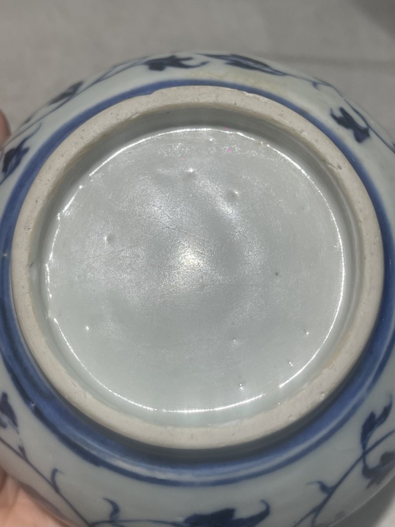 明宣德 青花缠枝花卉纹罐 - 图8