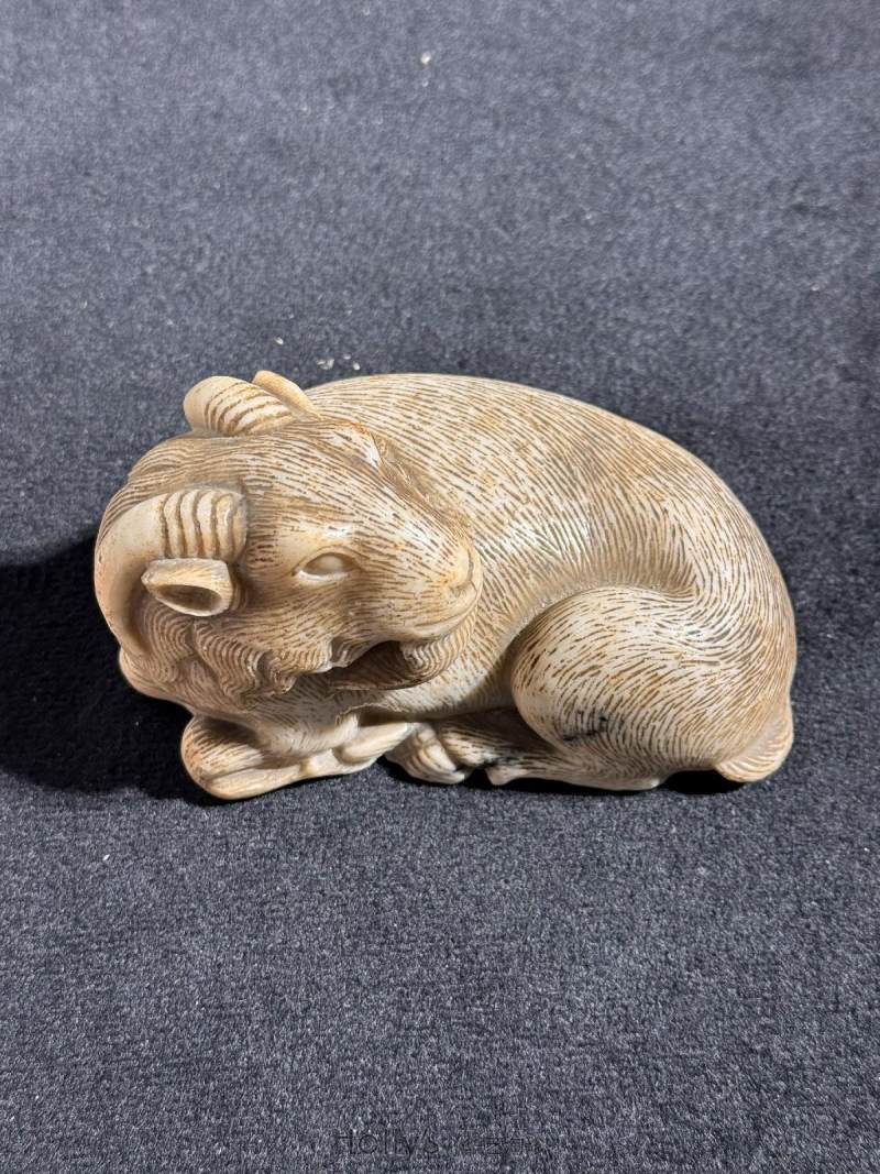 清乾隆 白端羊镇 - 图8