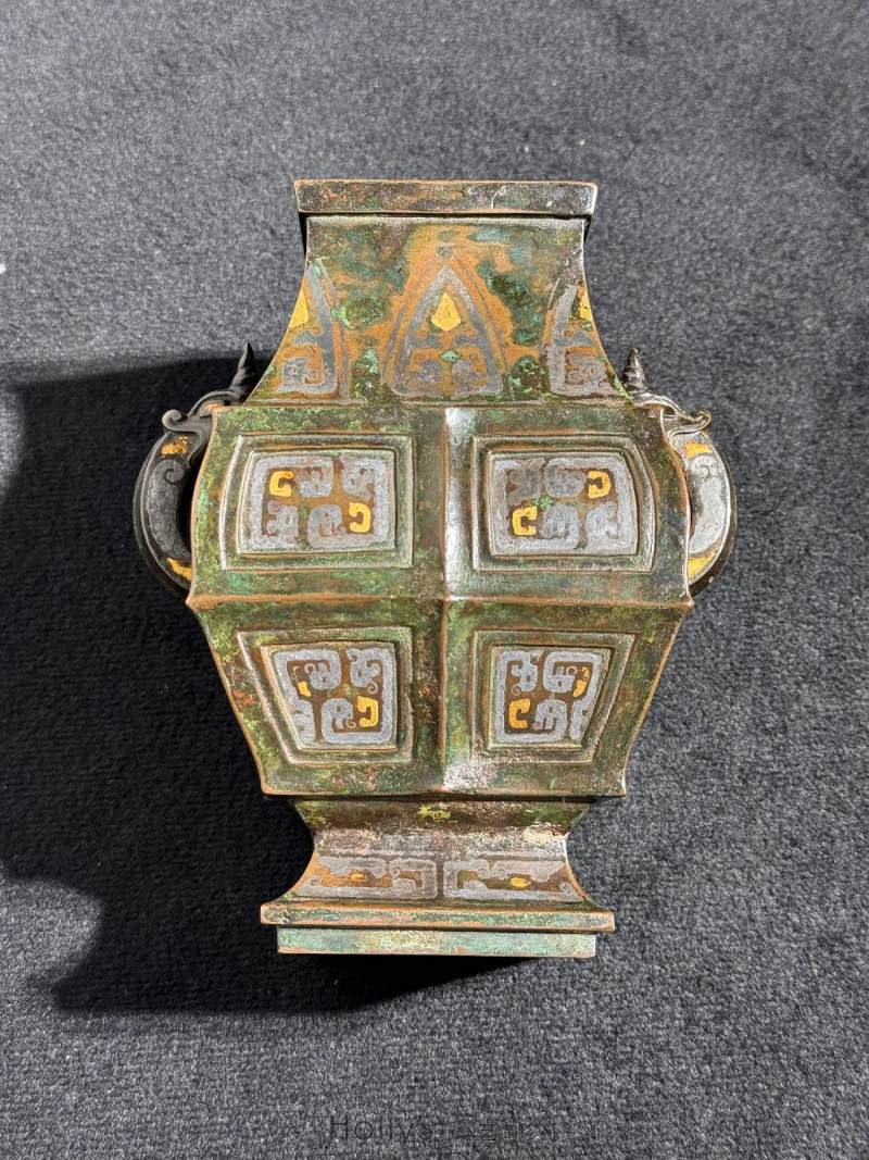 明 铜嵌金银双龙耳汉壶方尊 - 图11