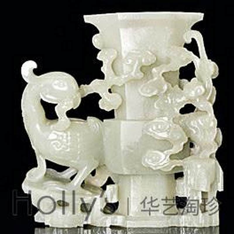 清乾隆 白玉雕龙凤呈祥觚 - 图21