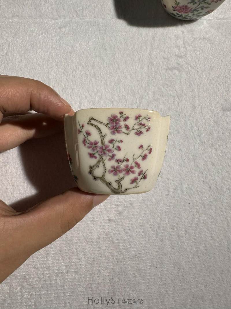 清嘉庆 粉彩四季花卉倭角杯 （一对） - 图13