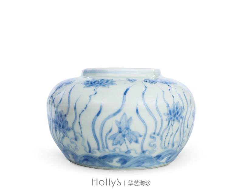 明成化 青花莲池蝴蝶罐 - 图18