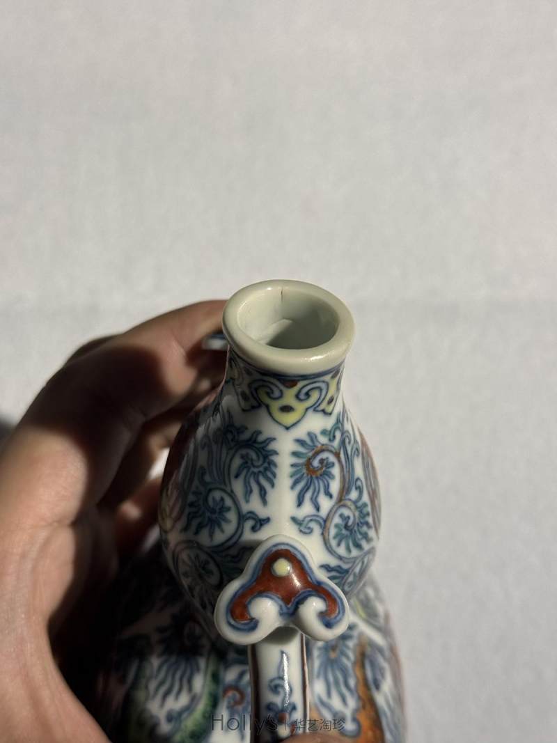 清嘉庆 斗彩双龙捧寿如意耳尊 （一对） - 图34