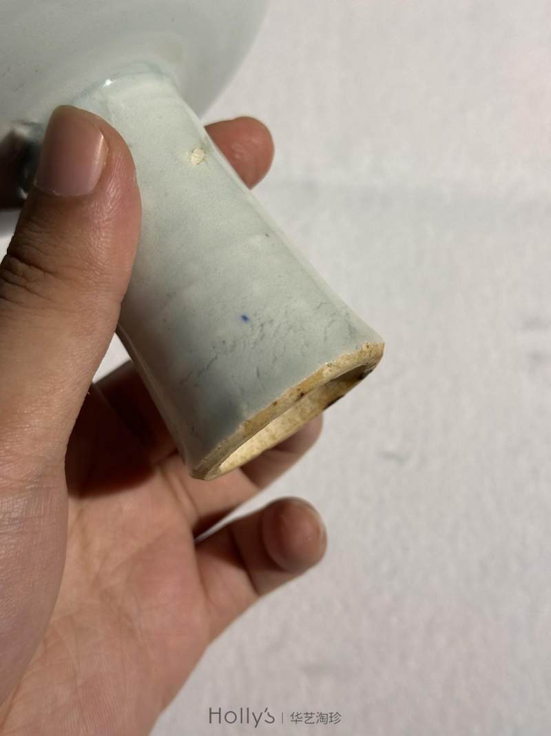 元 青花内堆塑龙纹外凤纹高足杯 - 图46
