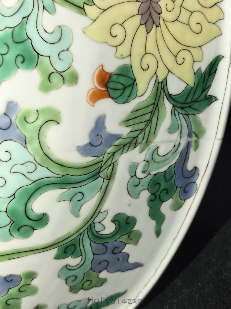 清康熙 五彩缠枝九莲纹大盘 （一对） - 图71
