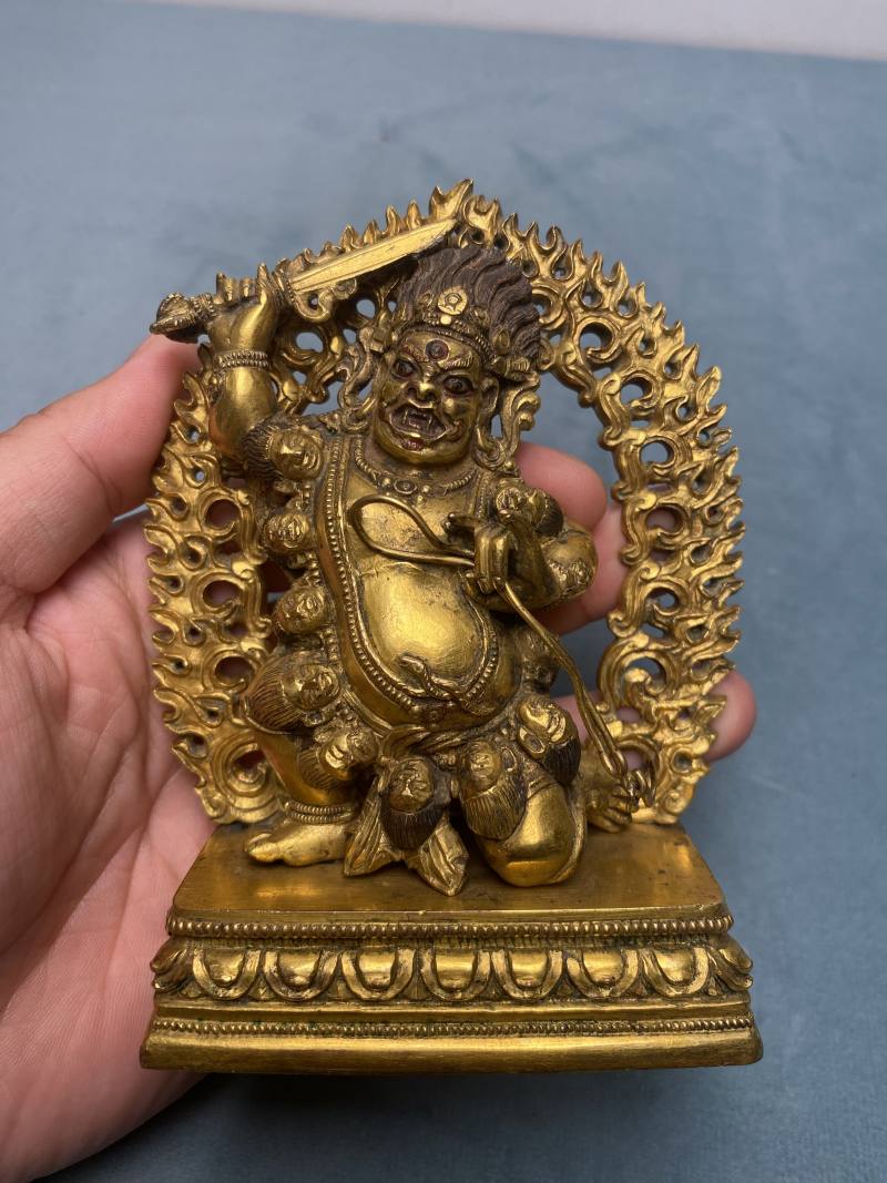 十七世纪 扎纳巴扎尔铜鎏金不动明王立像 - 图10