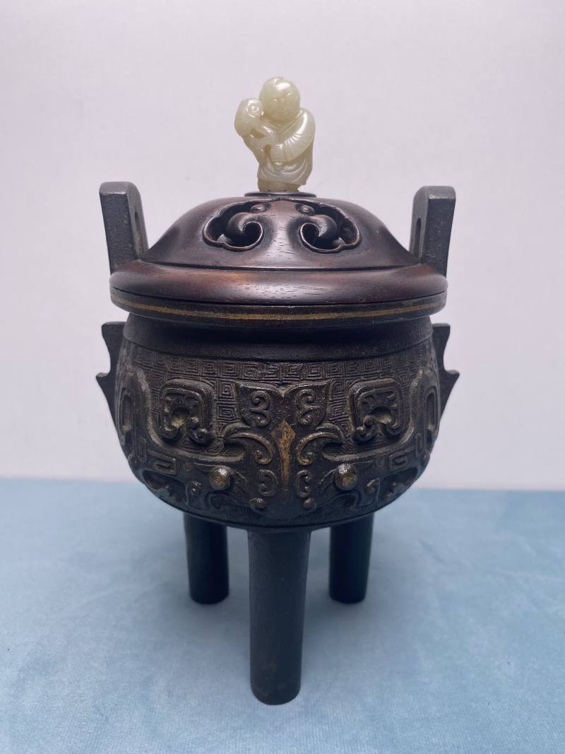 明 铜错金饕餮纹鼎式炉 - 图10