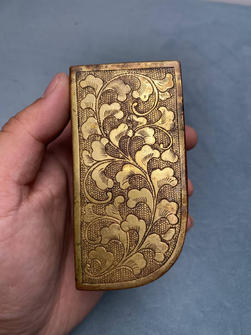 清 铜鎏金唐草纹印规一对 - 图16