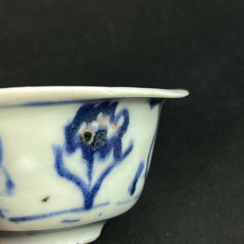明中期 青花釉里红荷塘纹杯 - 图8
