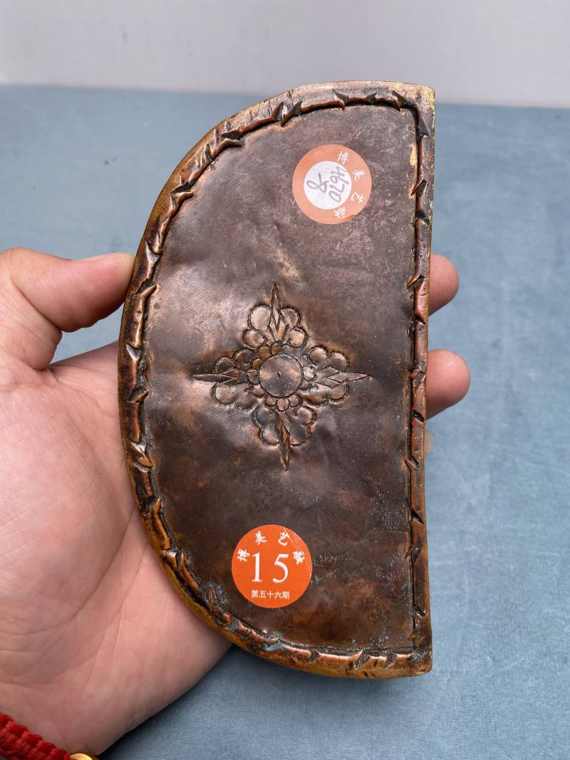 清 铜鎏金双首大鹏金翅鸟双身护法像 - 图19