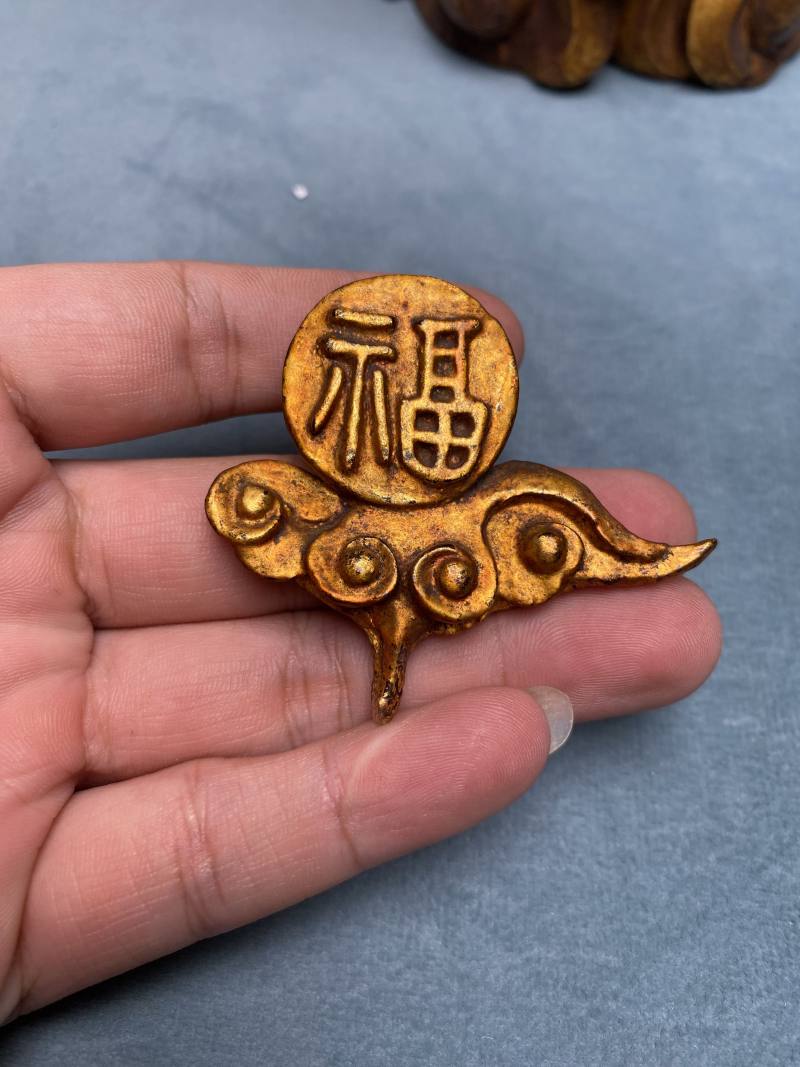 明 木雕漆金天官赐福立像 - 图7