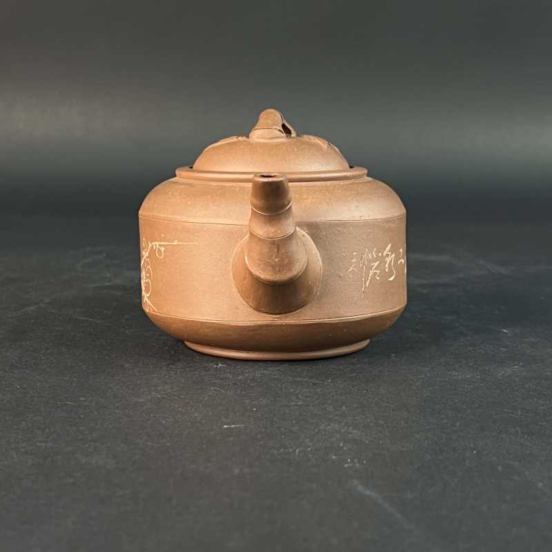 20世纪70年代 小石刻竹纹紫砂壶 - 图4