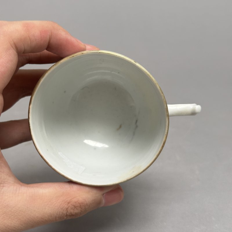 清晚期 粉彩人物图把杯 - 图8