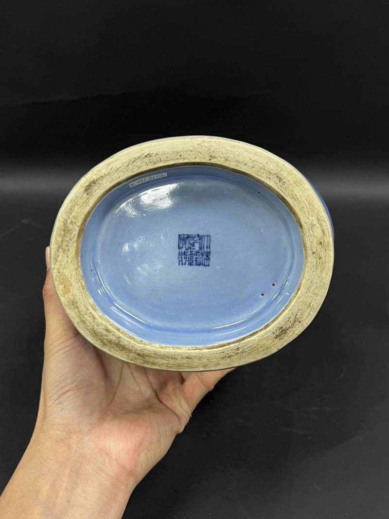清晚期  天蓝釉汉壶尊 - 图8