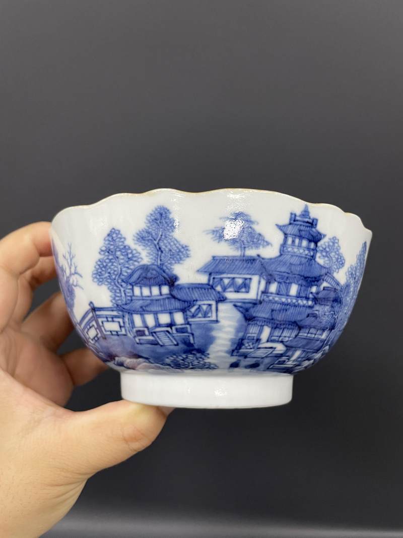 清中期  青花江西十景图碗、山水人物纹碗各一只 - 图18