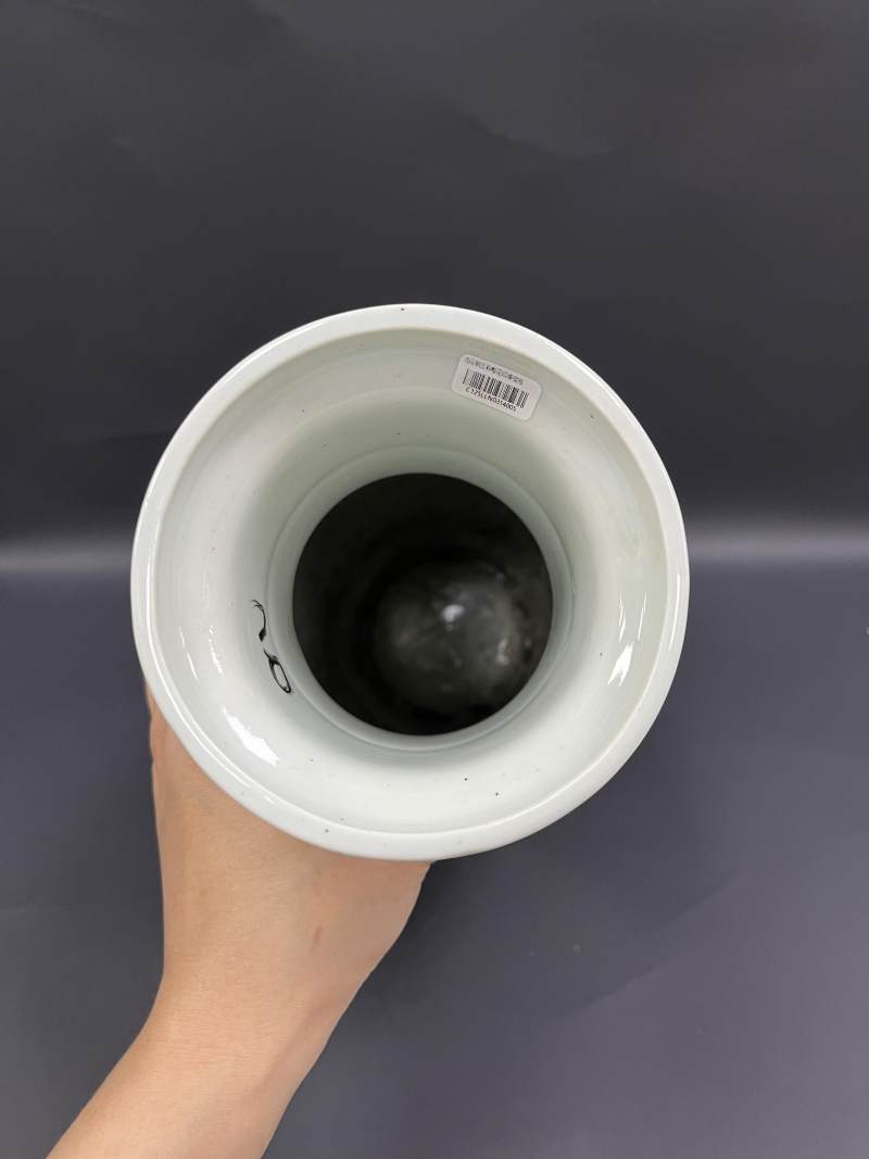 清晚期  黄地五彩梅花纹棒槌瓶 - 图6