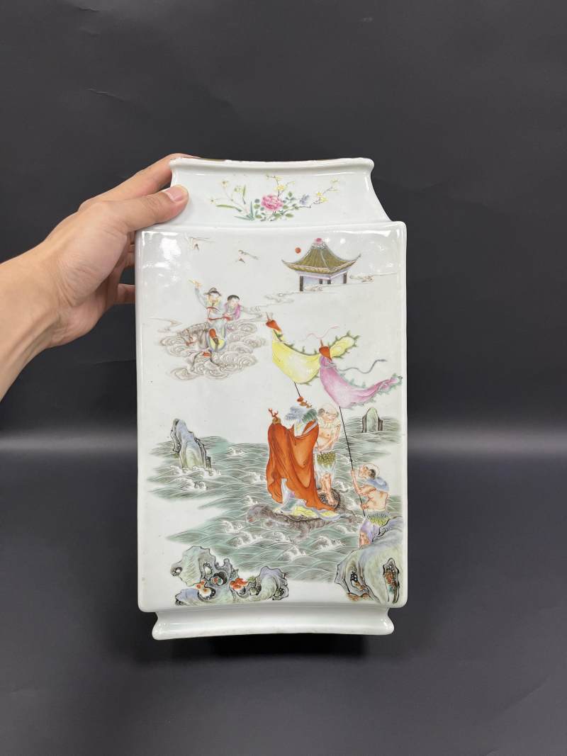 清晚期  粉彩群仙祝寿花鸟纹方瓶 - 图4
