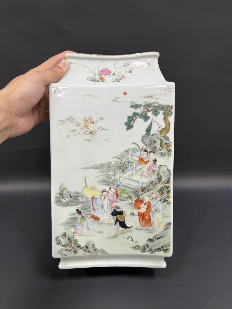 清晚期  粉彩群仙祝寿花鸟纹方瓶 - 图6