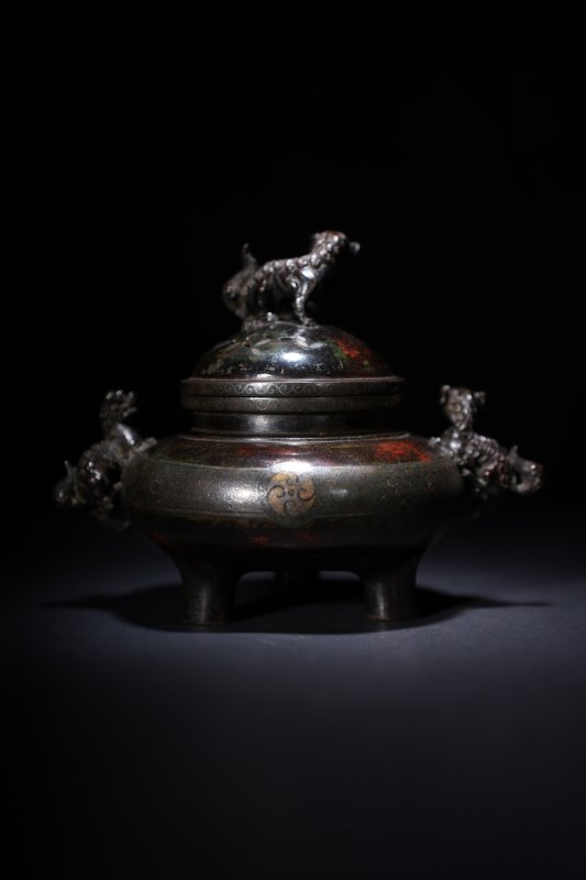 十九世纪 铜鎏金狮耳三足炉 - 图10