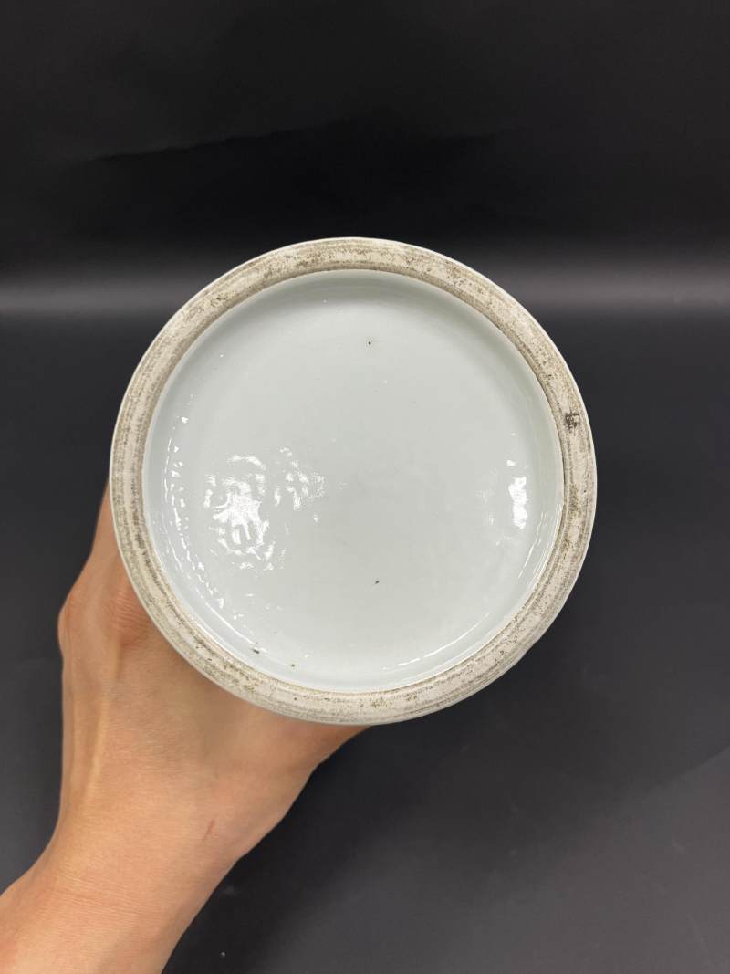 清晚期  青花釉里红岁寒三友图梅瓶 - 图6