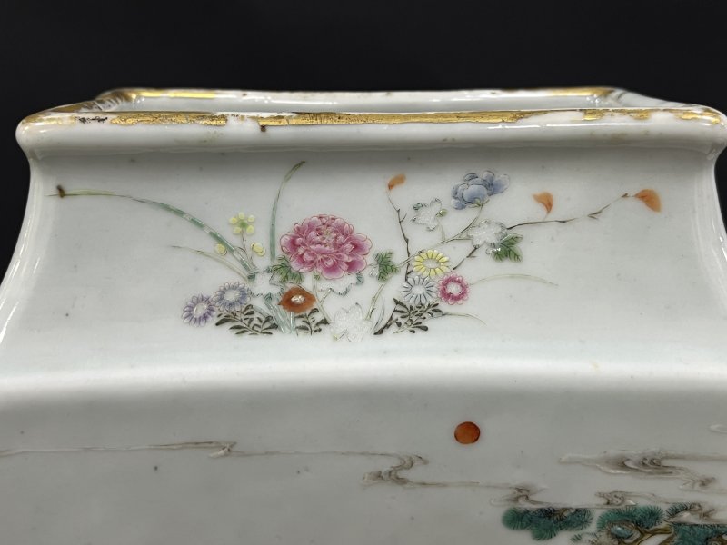 清晚期  粉彩群仙祝寿花鸟纹方瓶 - 图11