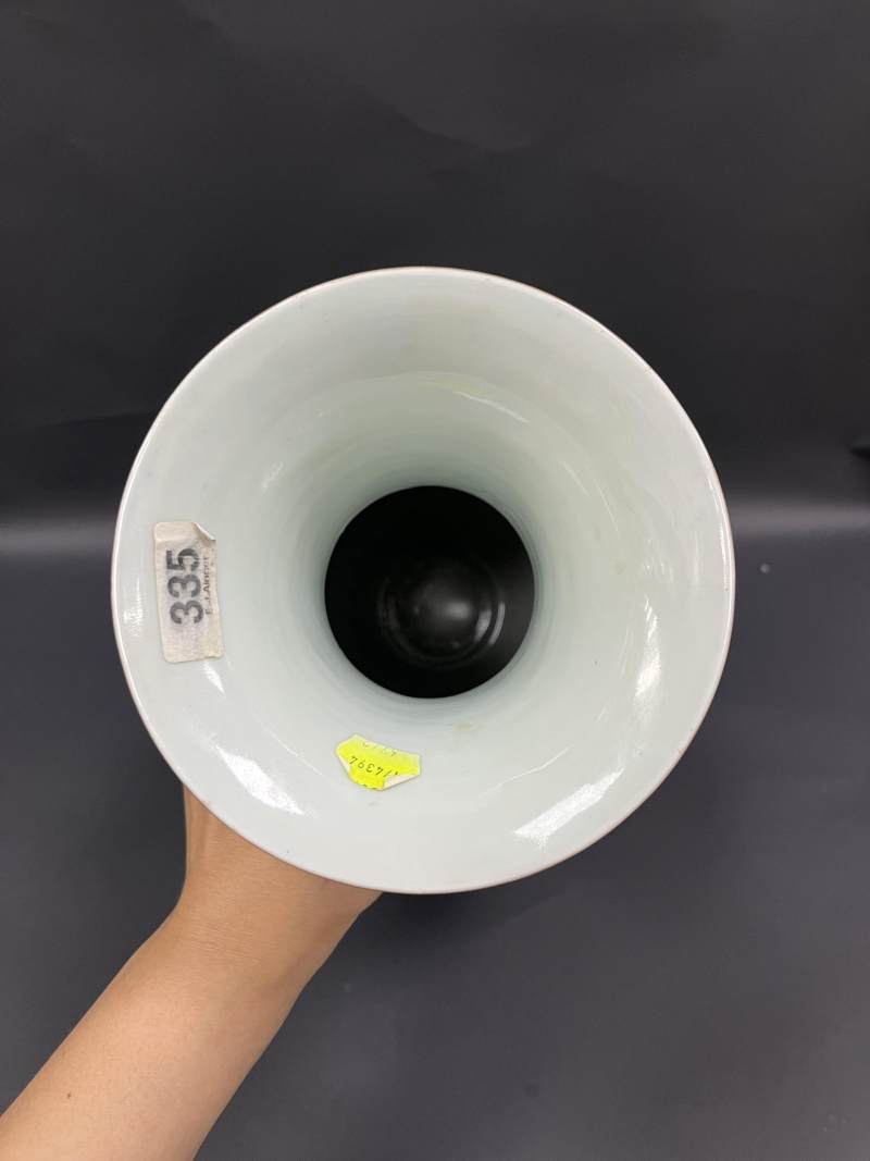 清晚期  洒蓝釉描金花鸟纹棒槌瓶、观音瓶各一件 - 图19