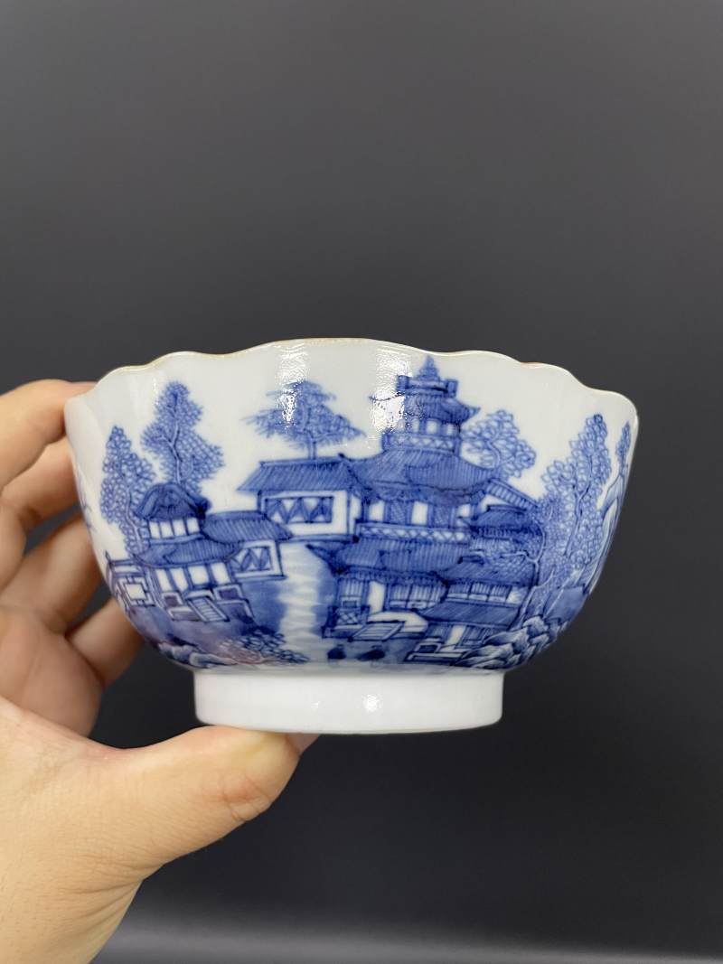 清中期  青花江西十景图碗、山水人物纹碗各一只 - 图25