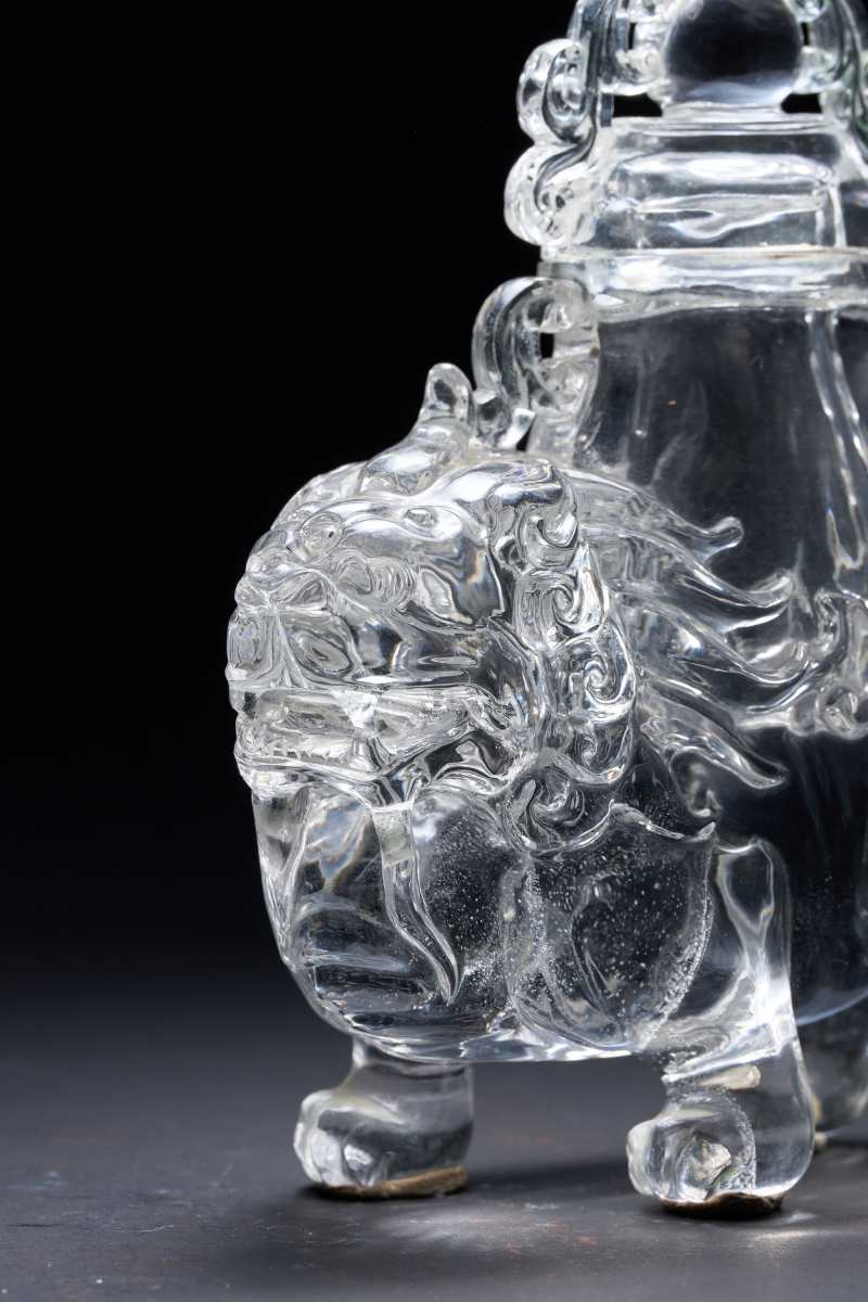 清  水晶雕狮驮宝瓶摆件 - 图7