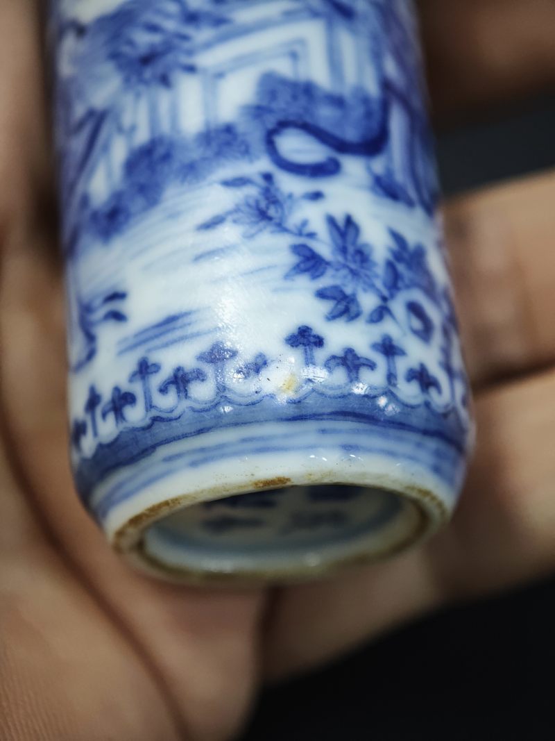 清晚期  青花人物故事图烟壶 - 图12
