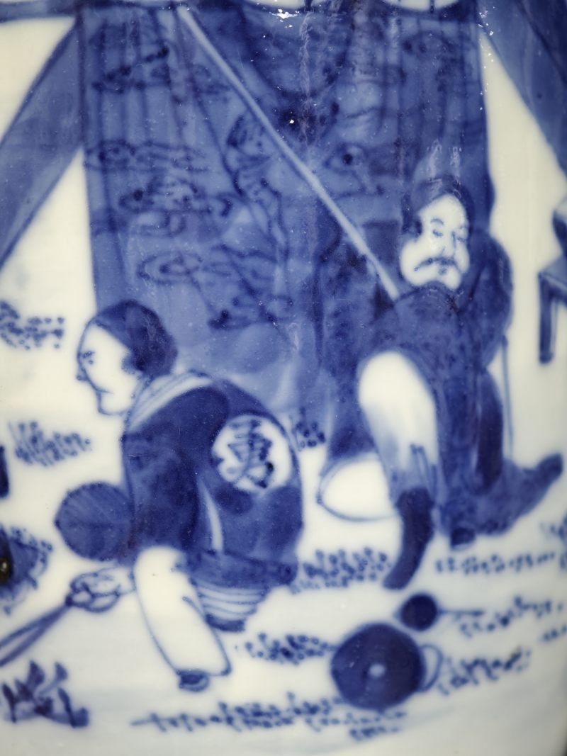 清晚期  青花御马营人物故事图小棒槌瓶 - 图7