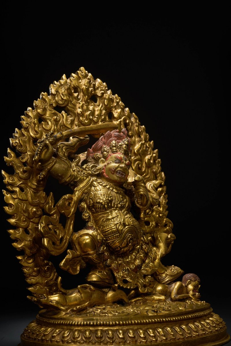 清乾隆 扎什伦布寺风格 铜鎏金大红司命主 - 图13