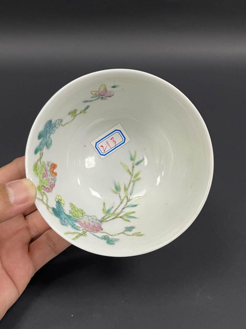 清晚期  粉彩过枝癞瓜纹茶碗 - 图4