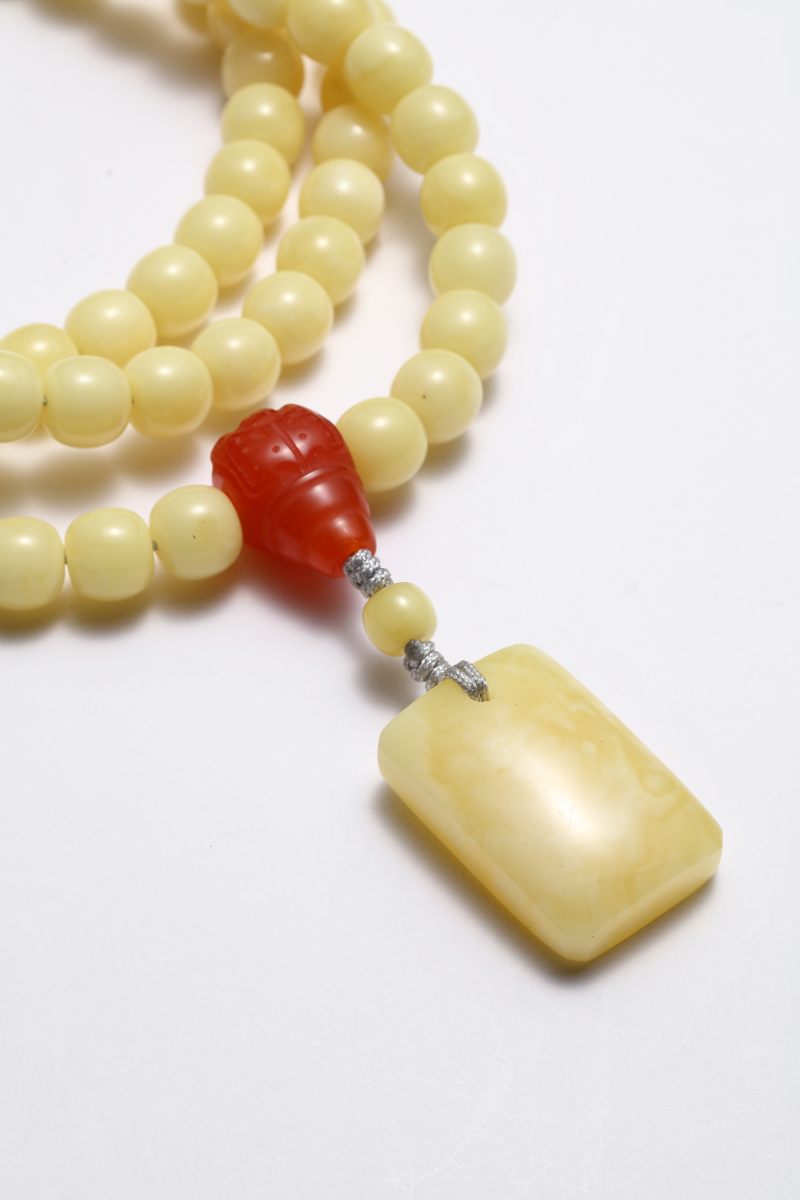 当代  “慈宁”蜜蜡108颗长珠串 - 图5