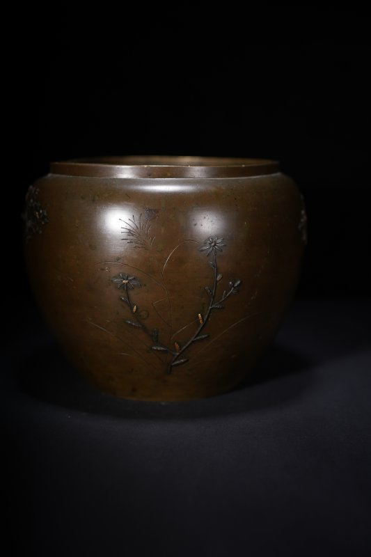十九世纪 铜浮雕花鸟纹花器 - 图12