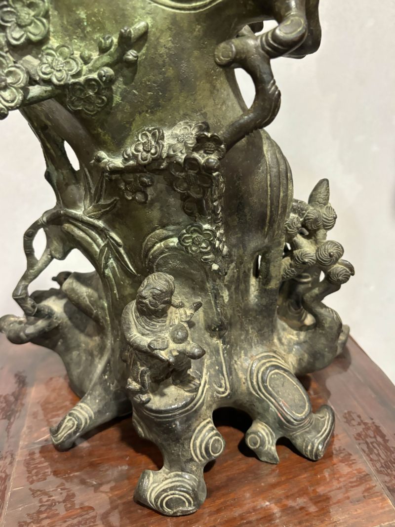 明 铜群仙祝寿大花插 - 图17